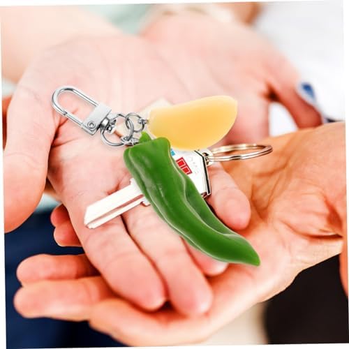 SOIMISS Chili Keychain with Pepper and Garlic Design