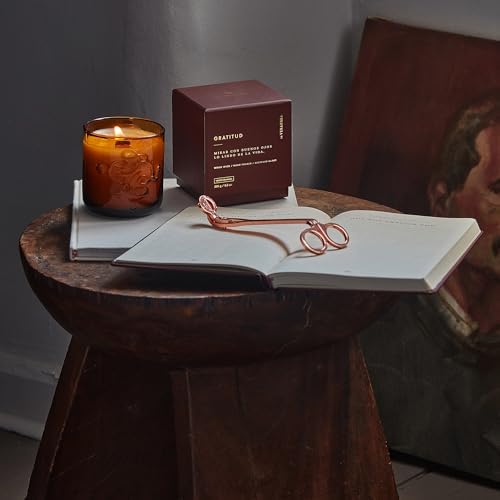 La Veranera Gratitud Candle Violet Blossom