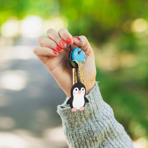 LUOZZY 24Pcs Penguin Keychain Party Favors
