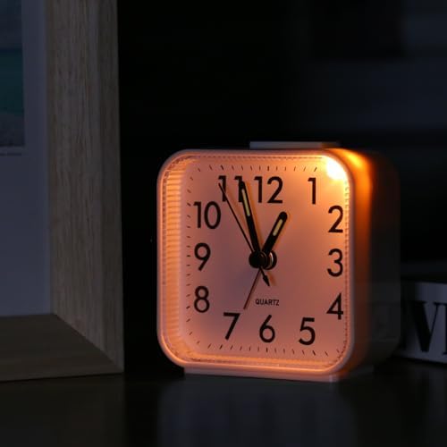 LOFICOPER Analog Alarm Clock with Night Light and Snooze Function