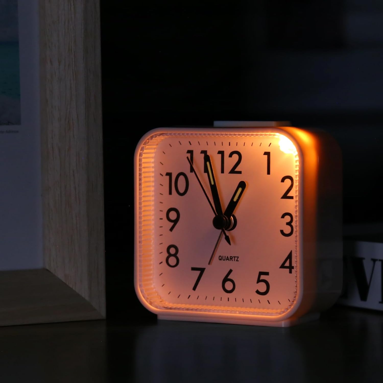 LOFICOPER Analog Alarm Clock with Night Light and Snooze Function