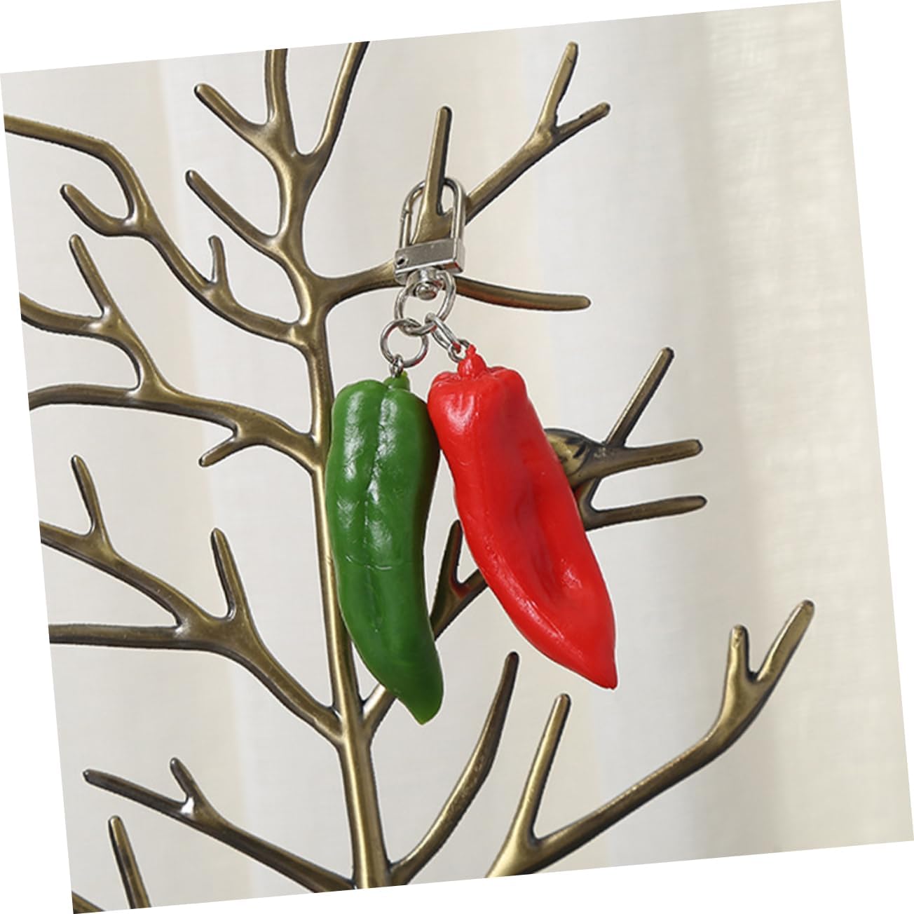 SOIMISS Chili Keychain with Pepper and Garlic Design