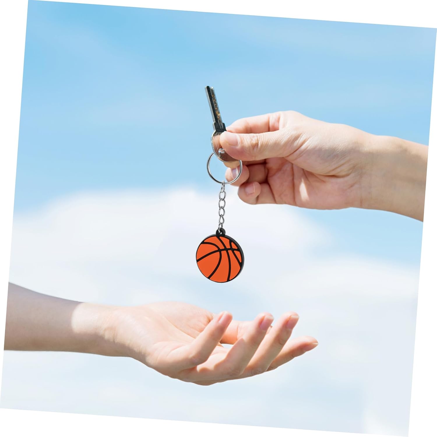 BESPORTBLE Sports Keychain with Racket Holder and Baseball Bowling Display