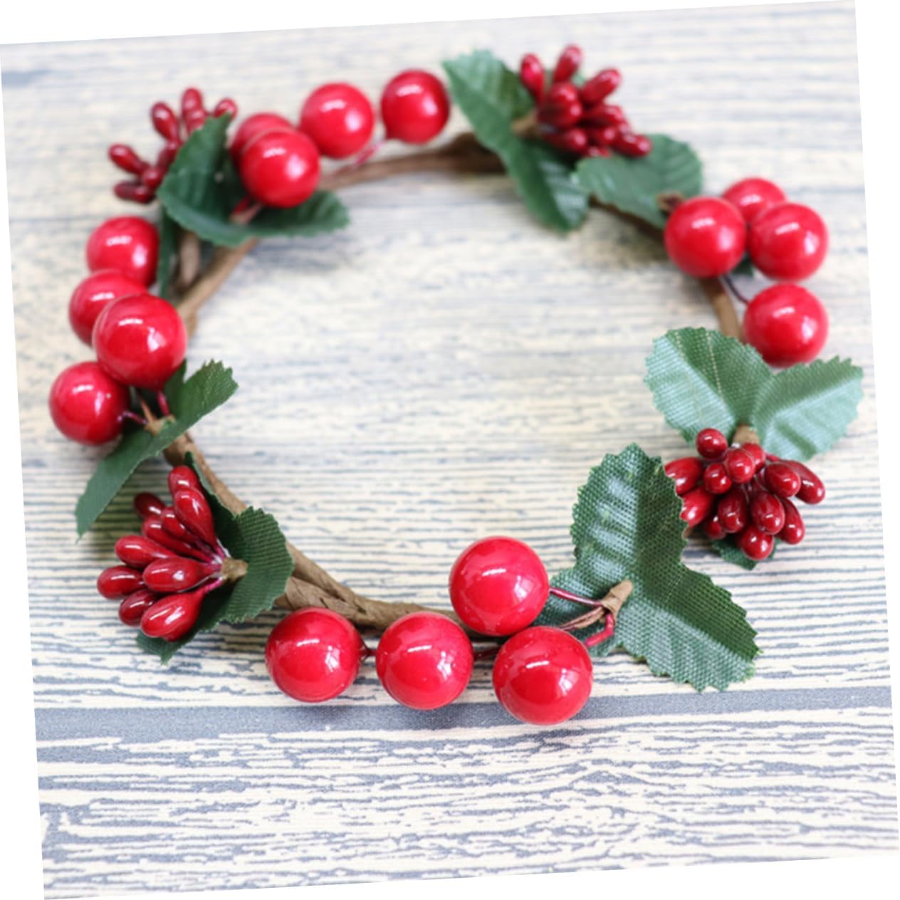 VALICLUD 4pcs Simulated Berry Candle Wreaths Decor for Christmas