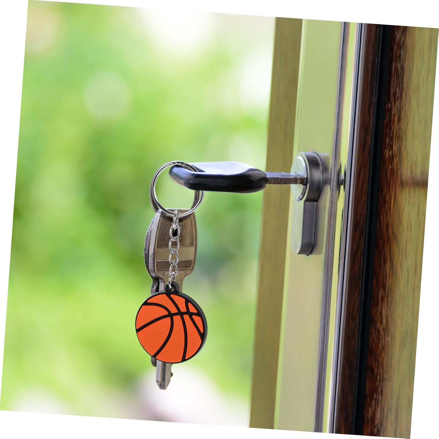 BESPORTBLE Sports Keychain with Racket Holder and Baseball Bowling Display