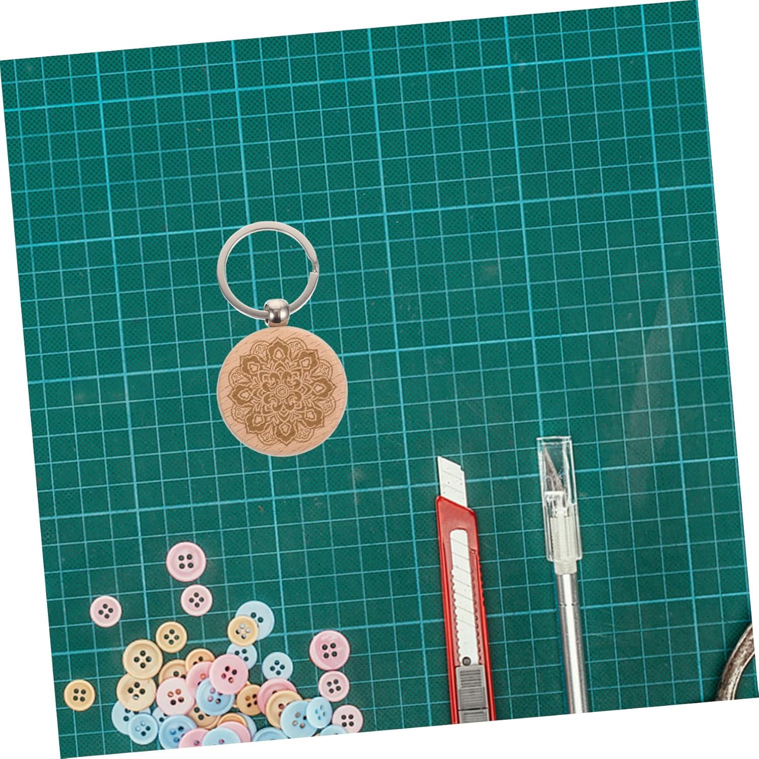 Housoutil 30pcs DIY Wood Keychain Blanks for Personalization Projects