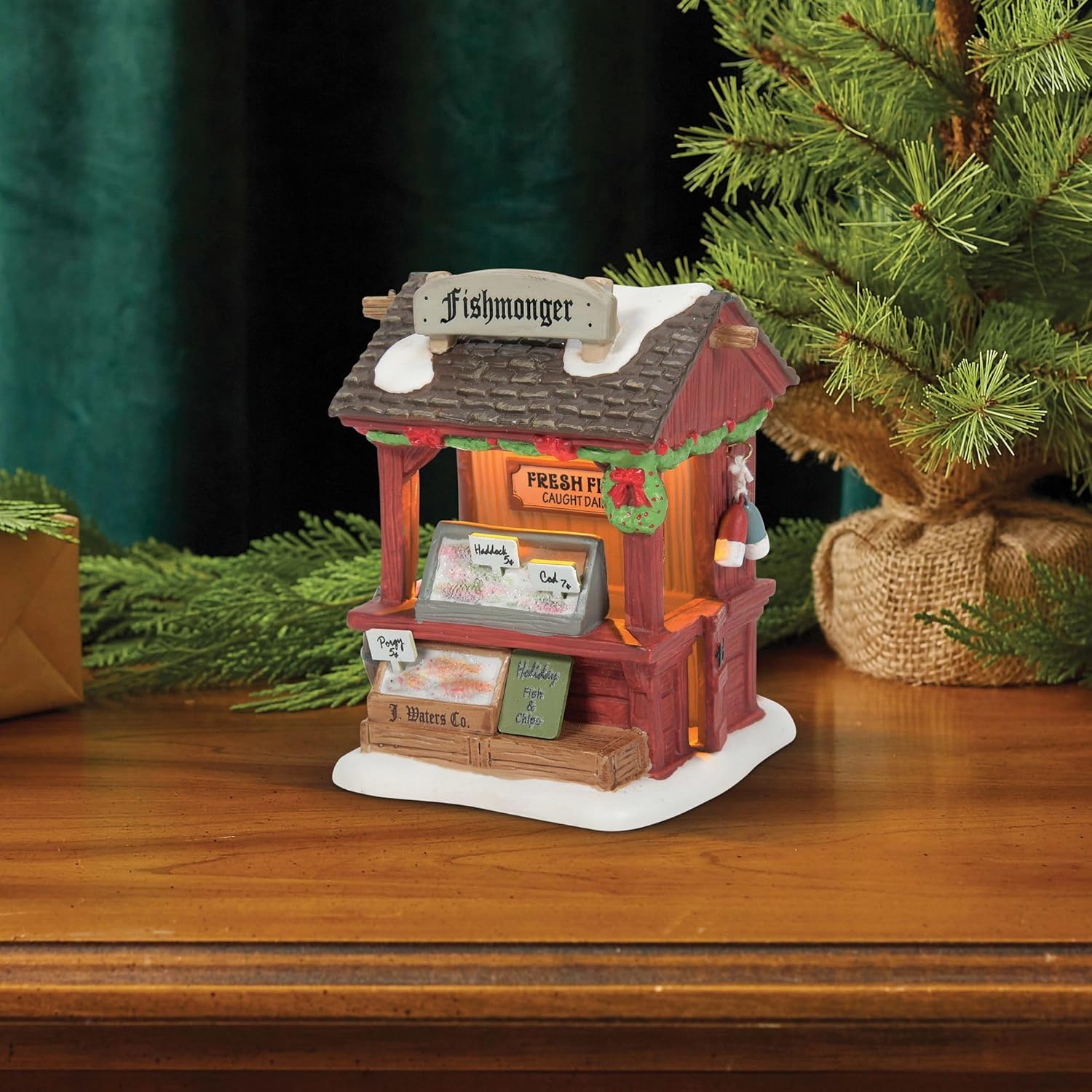 Department 56 Dickens Village Fishmonger Lighted Building