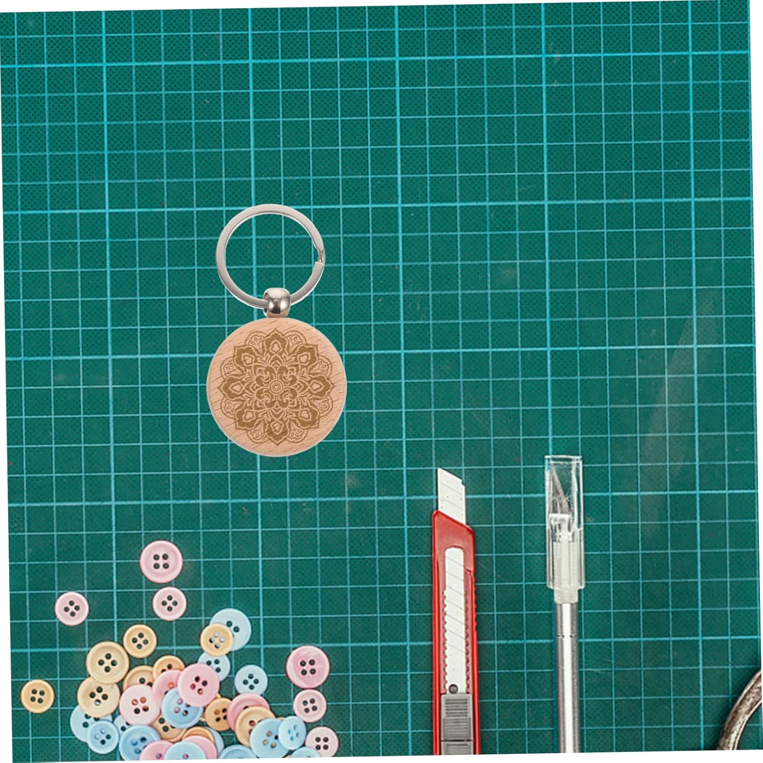 30pcs Unfinished Wooden Keychain Blanks for DIY Crafting
